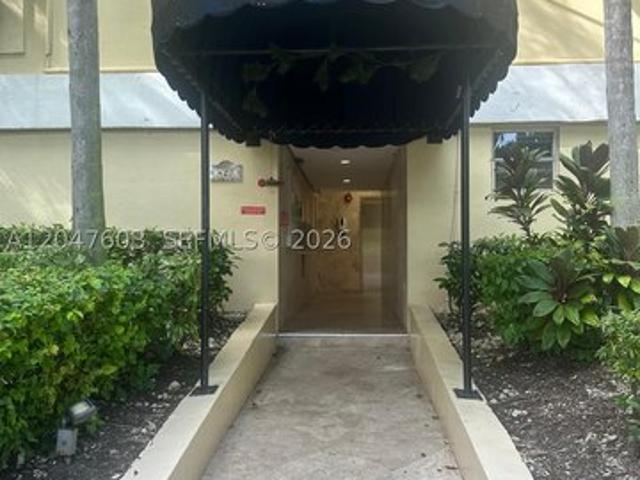 Condo for sale in Coral Gables, Florida