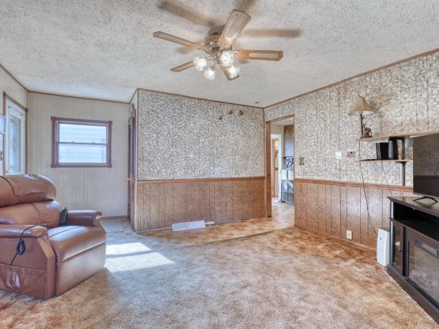 House for sale in Newburg, Wisconsin