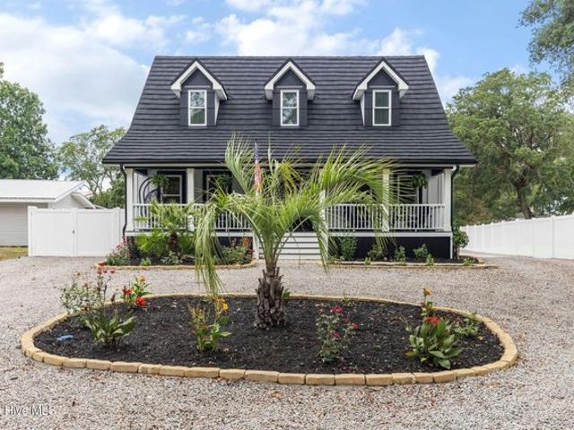 House for sale in Oak Island, North Carolina