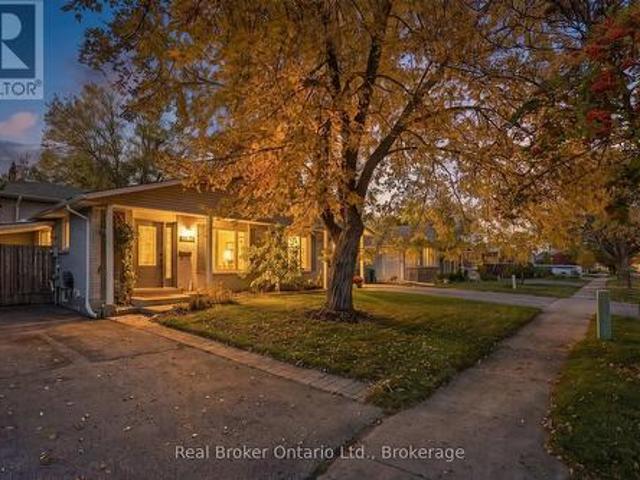 House for sale in Waterloo, Southwestern Ontario