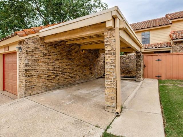 Condo for sale in Irving, Texas