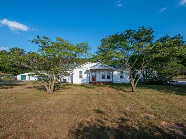 House for sale in North Judson, Starke County
