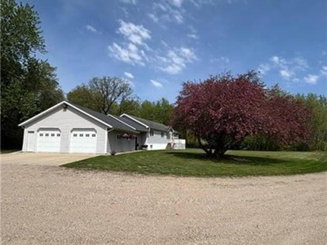House for sale in Roseau, Minnesota