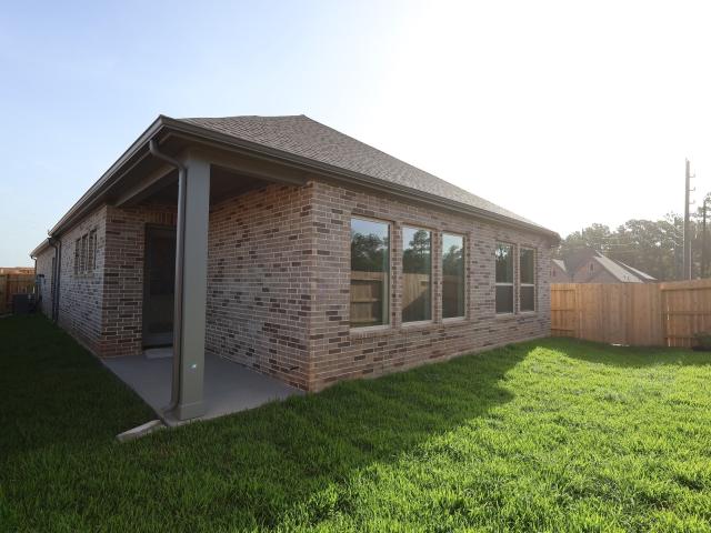 House for sale in Magnolia, Texas