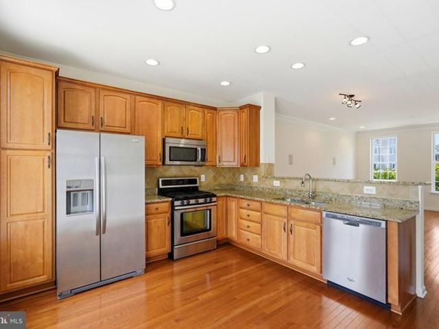 Condo for sale in Virginia
