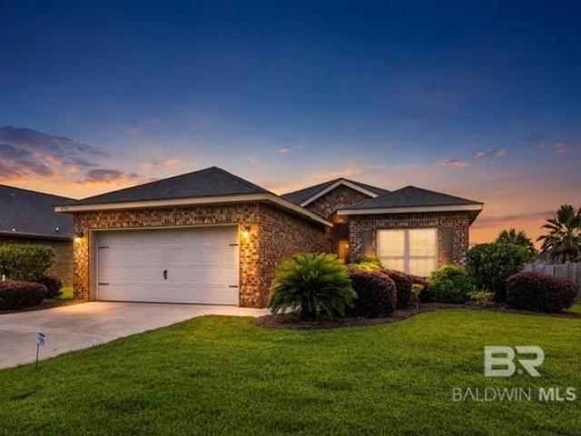 House for sale in Gulf Shores, Alabama