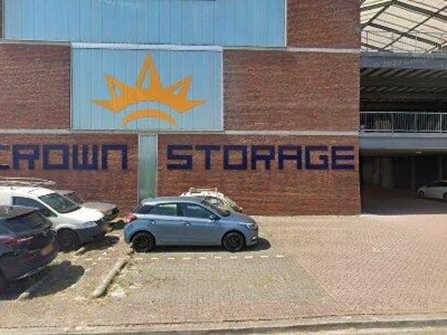 Bedrijfspand te huur in Alphen Aan Den Rijn, Zuid Holland