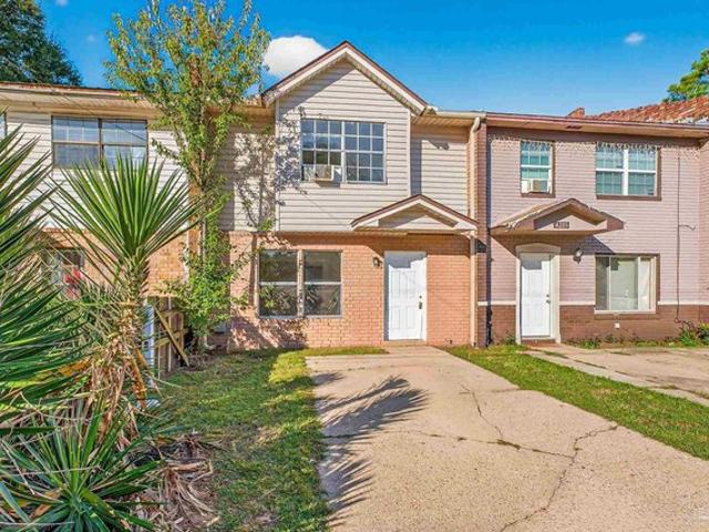 Townhouse for sale in Pensacola, Florida