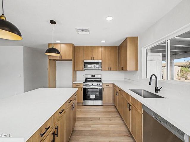 House for sale in New River, Arizona
