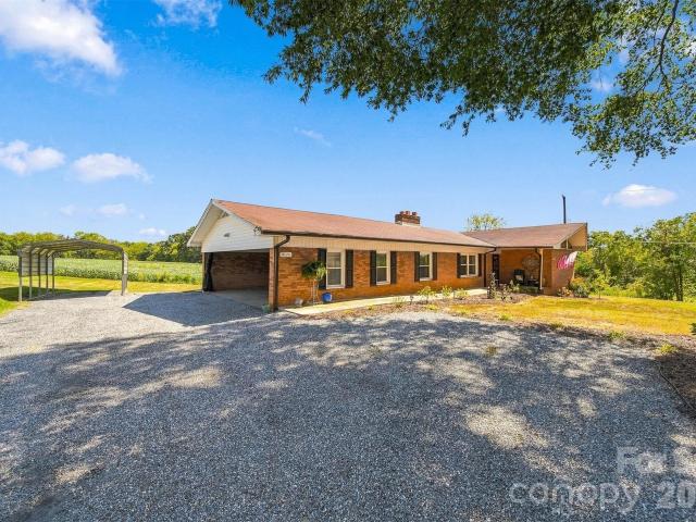 House for sale in Catawba, North Carolina