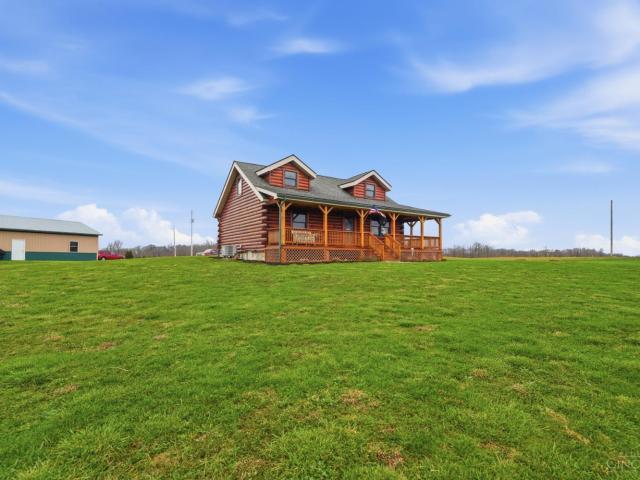 House for sale in Highland, Ohio