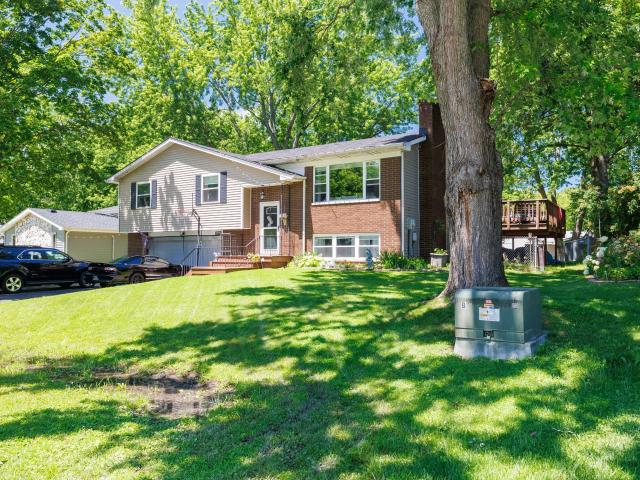 House for sale in Lakes of the Four Seasons, Crown Point