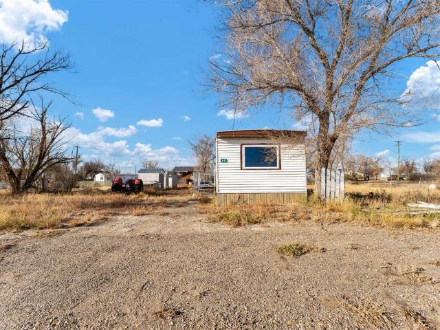 House for sale in Suffield, Alberta