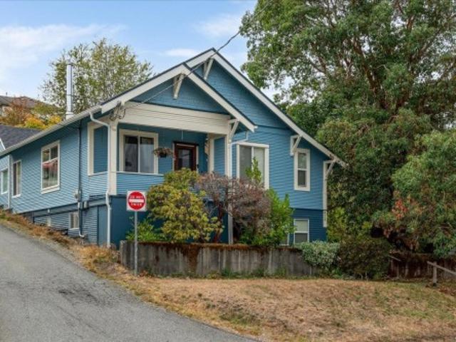 House for sale in Ladysmith, British Columbia