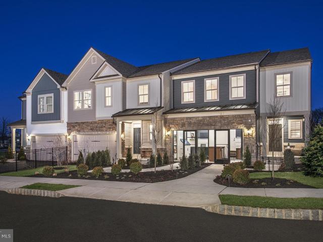 Townhouse for sale in Dresher, Pennsylvania
