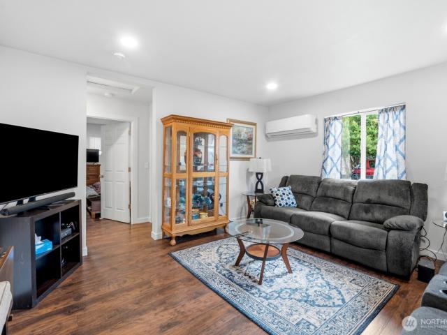 House for sale in Shelton, Washington