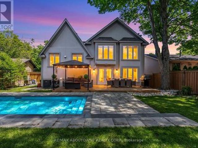 House for sale in Oakville, Ontario