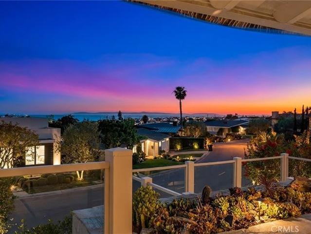 House for sale in Corona Del Mar, California