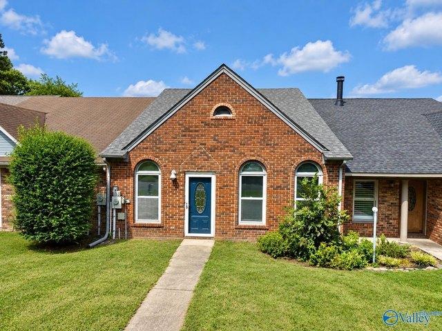 Townhouse for sale in Decatur, Alabama