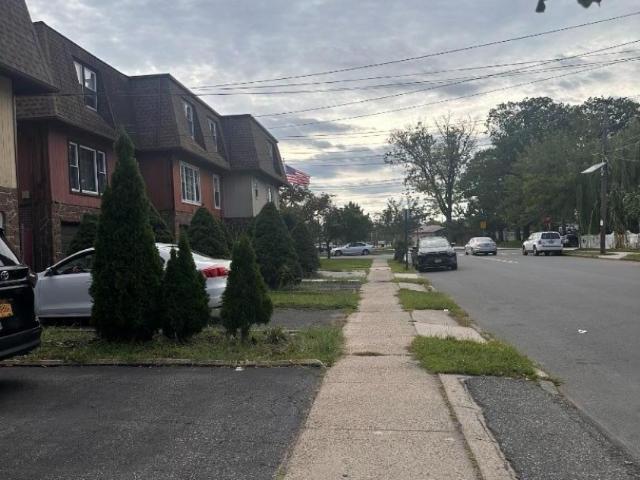 Condo for sale in Liberty Square, Elizabeth