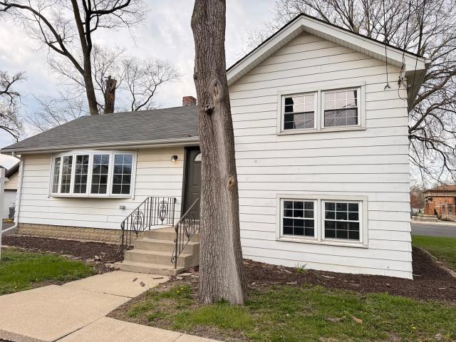 House for sale in South Holland, Illinois
