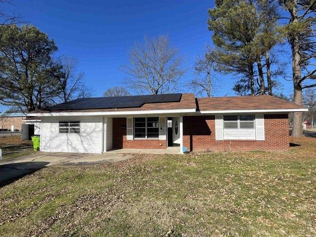 House for sale in Ark