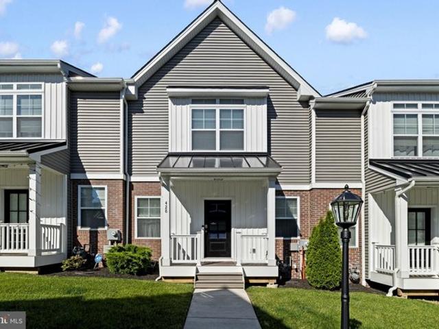 Townhouse for sale in Bridgeport, Pennsylvania