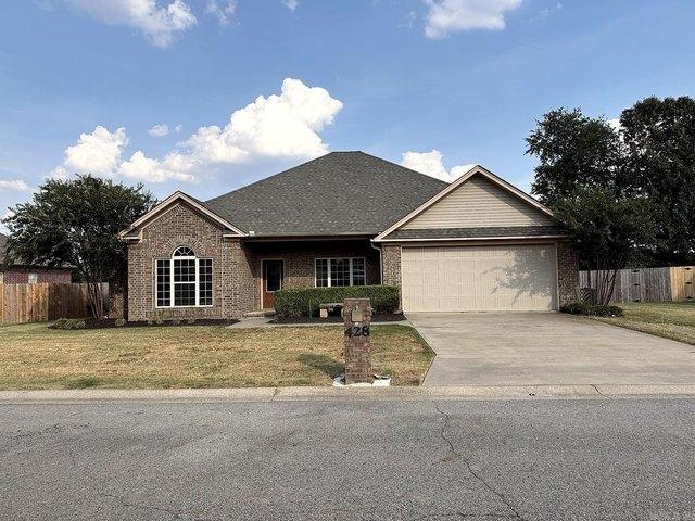 House for sale in Colony West, Searcy