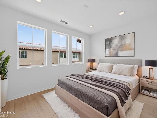 Townhouse for sale in Covina, California