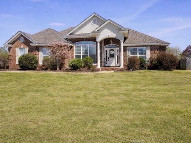 House for sale in Elmore, Alabama