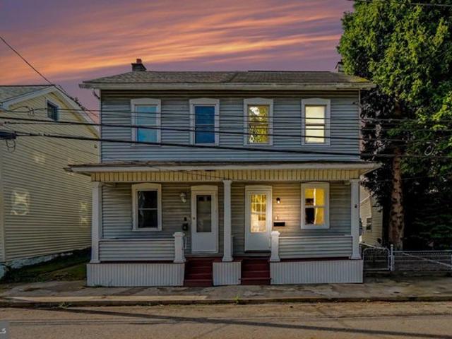 Townhouse for sale in Lykens, Pennsylvania