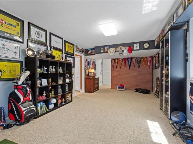 House for sale in Aleppo, Pennsylvania