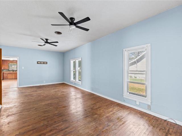 House for sale in Iola, Allen County