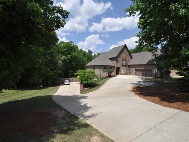 House for sale in Alabaster, Alabama