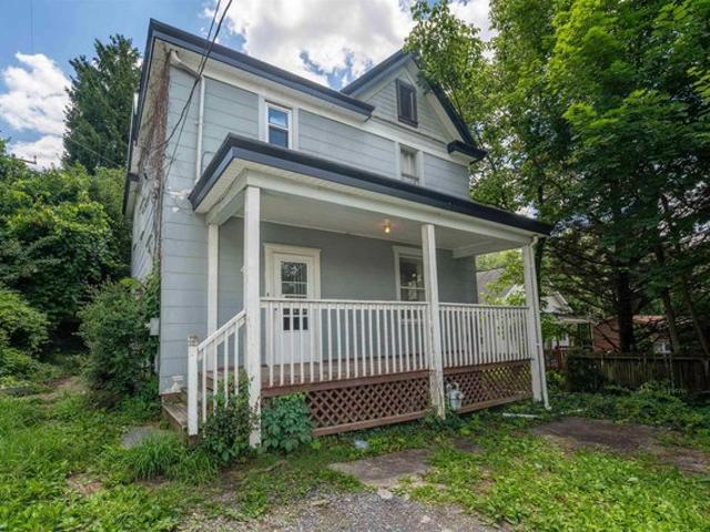 House for sale in Morgantown, West Virginia