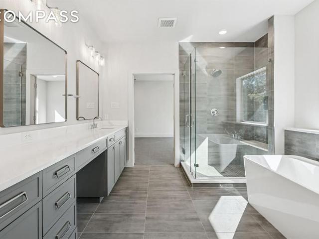 Condo for sale in Denton, Texas
