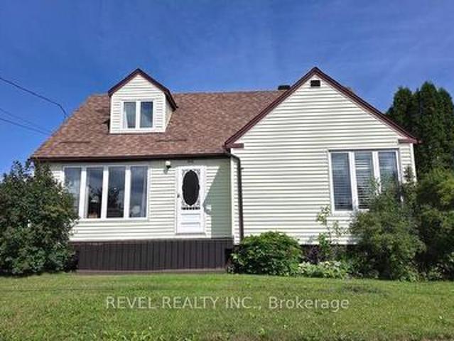House for sale in Iroquois Falls, Ontario