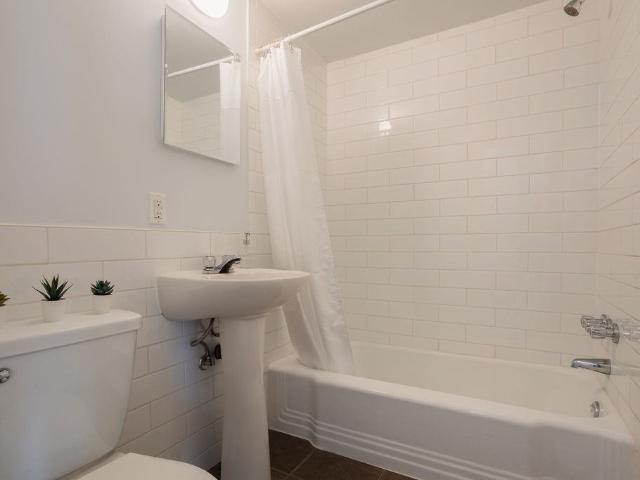 Apartment for rent in St. Leonard's, Quebec