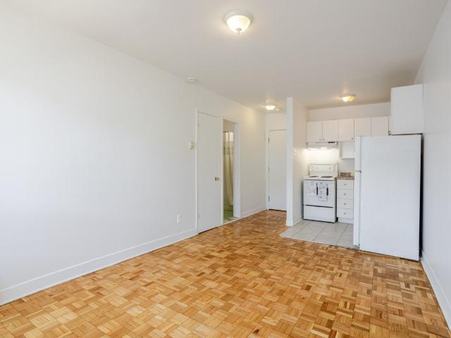 Apartment for rent in St. Leonard's, Quebec