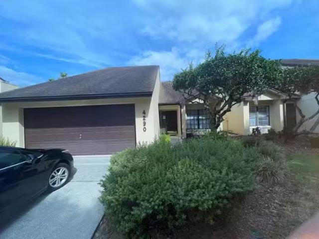 Condo for sale in Lakeland