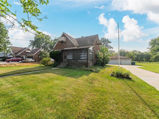 House for sale in North Olmsted, Ohio