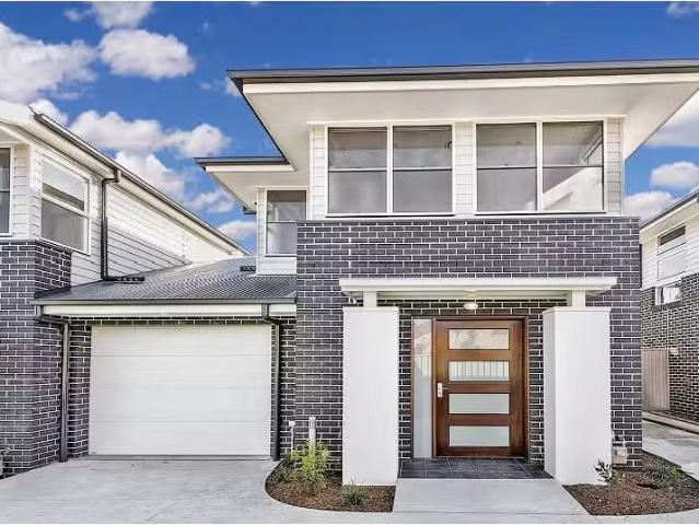 Condo for rent in Sydney, New South Wales