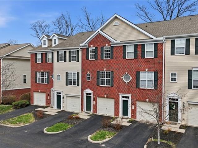 Condo for sale in Beavercreek, Ohio