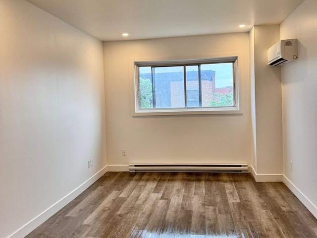Apartment for rent in St. Leonard's, Quebec