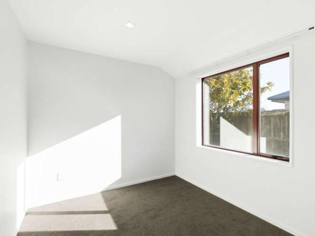 House for sale in Chaslands, Canterbury