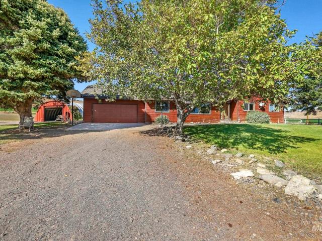 House for sale in Glenns Ferry, Elmore County