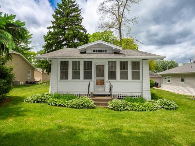 House for sale in Antioch, Illinois