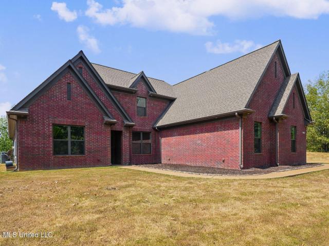House for sale in Byhalia, DeSoto County