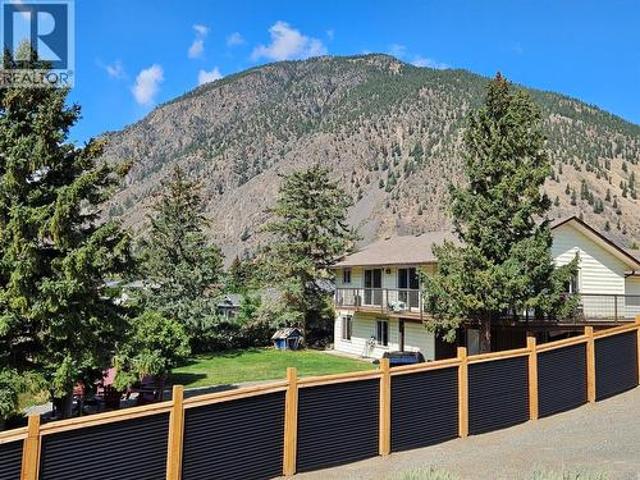House for sale in Keremeos, British Columbia