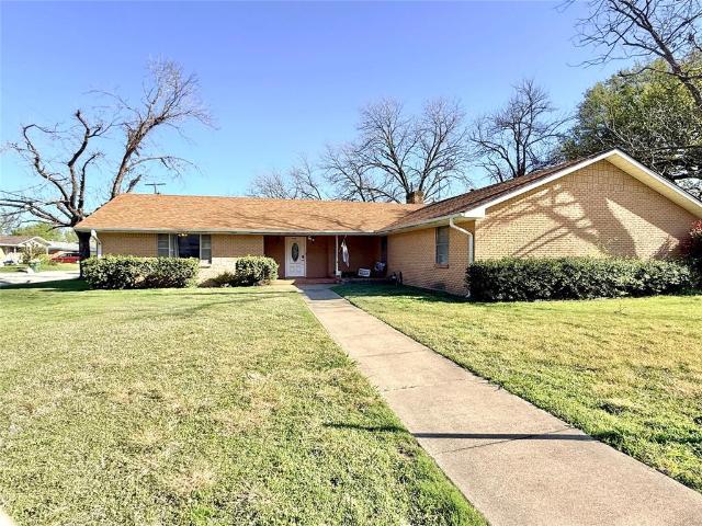 House for sale in Marlin, Texas